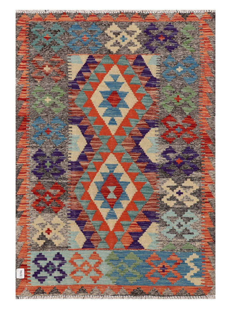 Maimana Kilim - 137 × 95 cm (4'6" x 3'1")